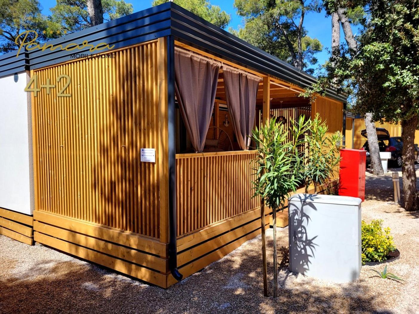 Pamara Mobile Home Biograd Na Moru Exterior photo